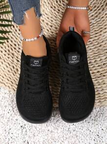 Zapatos de punto sin cordones de tela transpirable con decoración de rayas de unicolor, adecuado para deportes al aire libre para mujeres de talla grande