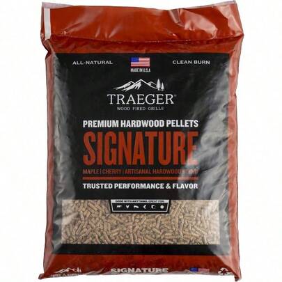 Traeger Grills PEL331 Signature Blend 100% AllNatural Hardwood Pellets Grill Smoke Bake Roast Braise and BBQ 20 lb. Bag