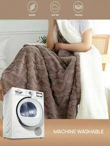 1 Chăn hai lớp Polyester Sherpa, Chăn hai lớp họa tiết gợn sóng màu trơn (Không có ruột), Phù hợp với mọi mùa, Ấm áp và mềm mại, Chăn ngủ đơn giản và thời trang, Dùng cho phòng ngủ, ghế sofa, văn phòng, giường sofa - Cà phê nâu - Xem 5