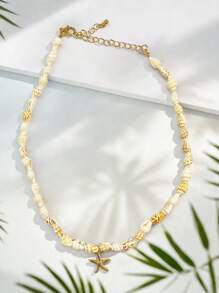 1 colier cu mărgele naturale din scoici, stil plajă, cu pandantiv lucrat manual, cu stea de mare tropicală, bijuterii la modă, inspirate de ocean, tip choker pentru femei, potrivit pentru vacanță, petrecere și purtare zilnică. Modelele naturale de scoici sunt distribuite aleatoriu.