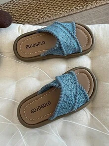 Comfortable Open Toe Girls Slippers - Breathable Lightweight Beach Sandals - Suitable For Outdoor Activities - Blue - View 3
