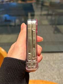 INS可爱大眼女孩插画透明手机壳带3D心形吊坠卡通熊链适用于三星Galaxy Z Flip 6 5 4 3韩版可爱折叠后盖 - 女孩插畫 - 查看 6