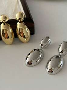 Double Oval Matte Metal Earrings - Understated Luxury For Work, Dates Or Everyday Life - Emas - View 3
