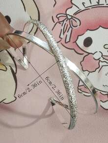 1 件简约奢华可调节腰部设计手链，时尚星空水钻不锈钢情侣手链，优雅精致的开口袖口手链适合日常和派对佩戴（由于灯光原因可能会出现轻微色差，但不影响产品）