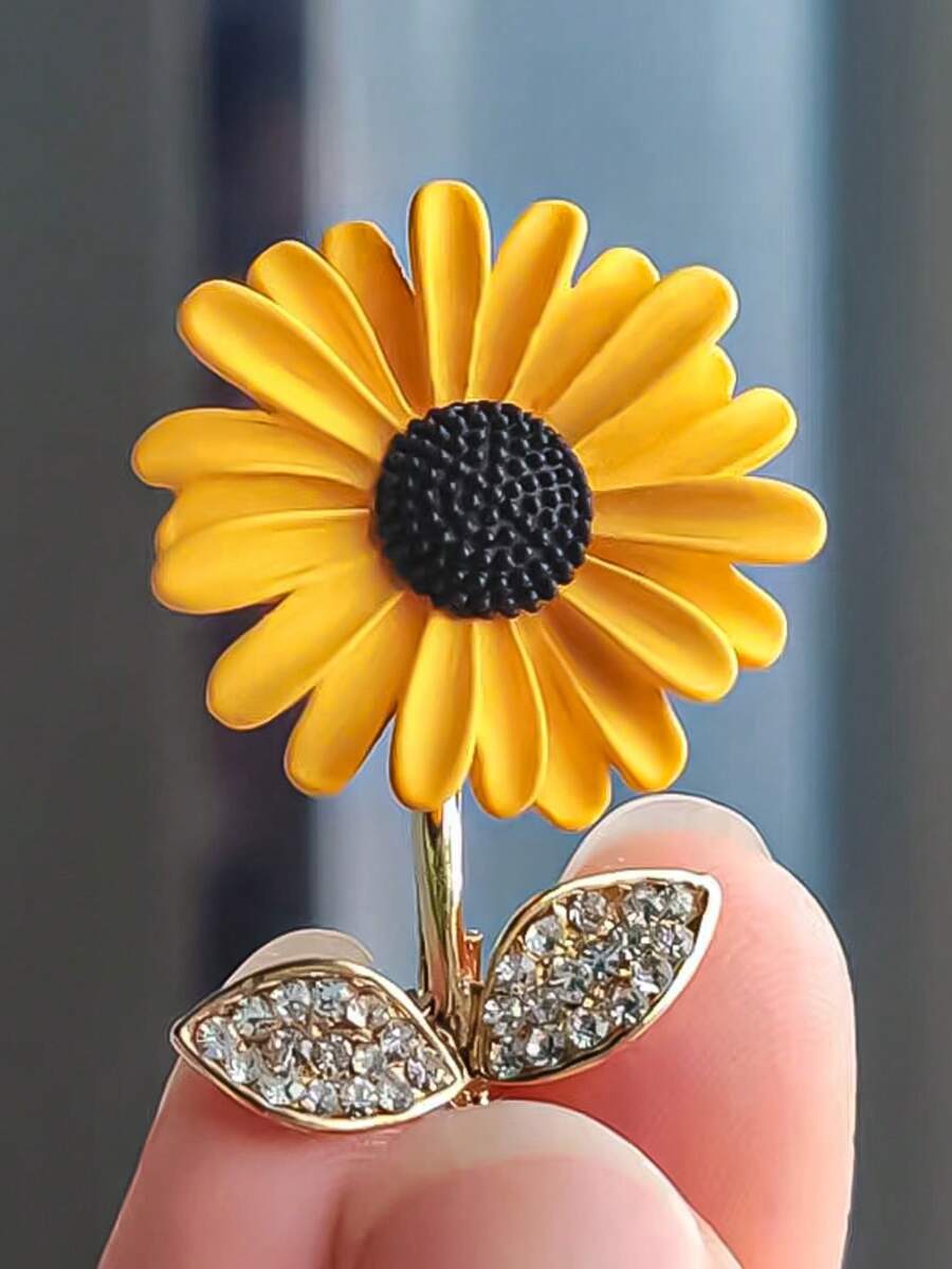1 件优雅的太阳花胸针，迷人的金属向日葵翻领别针，适合西装外套、毛衣、时尚配饰连衣裙配饰别针用于衣服包包饰品学校办公室配饰衬衫夹克珠宝万圣节衣服别针有趣可爱的教师礼物圣诞节 - 黃色 - 查看 1