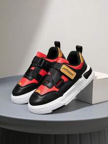 1 双儿童低帮休闲鞋，钩环设计，方便穿脱，拼色时尚百搭轻便户外运动鞋，适合男孩和女孩，适合所有季节