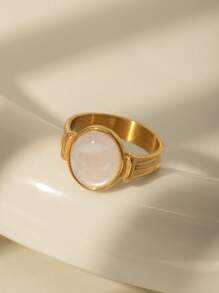 1 Peça Anel Francês Vintage Luxuoso Redondo Incrustado com Concha Branca, Charmoso e Elegante, Revestido com Aço Inoxidável Banhado a Ouro 18K, Adequado como Presente para Mulheres