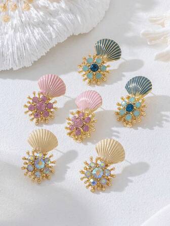 一对优雅时尚精致的海洋贝壳造型耳钉，适合女性日常、海滩、旅行佩戴