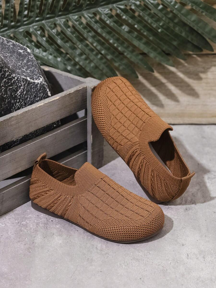 1 双儿童纯色平底鞋/适合男孩和女孩，春夏新款儿童针织镂空条纹平底圆头弹力休闲家居/沙滩/学校一脚蹬鞋适合 3-15 岁，2025 年新款 - 棕色 - 查看 1