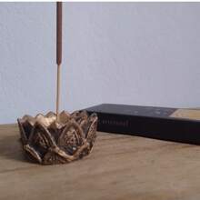 Incensário E Castiçal Flor De Lotus Em Resina 4cm 2 Unidades Par de incensarios kit com 2 incensarios castiçal