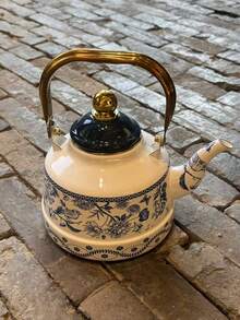 1 ấm đun nước tráng men họa tiết bướm và hoa trên nền trắng, có thể đun nóng trực tiếp quanh năm, dùng làm ấm đun nước, ấm trà, ấm cà phê, ấm rang trà trên bếp, ấm trà chiều, cũng như làm quà tặng cho bạn bè và gia đình vào các dịp lễ và sinh nhật. - Nhiều màu - Xem 18