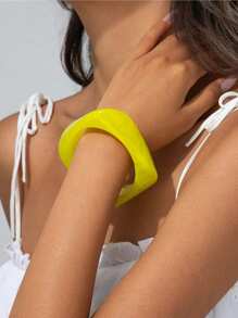 1 pieza Brazalete geométrico exagerado retro, semitraslúcido, de resina de colores para mujeres