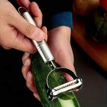 Utensili da cucina multifunzione in acciaio inossidabile - Lame taglienti per pelare e affettare patate, carote ecc. - Manico ergonomico, facile da impugnare e preparare efficientemente il cibo, affettare i prodotti | Design elegante | Pelapatate e affettatrice di verdure durevole