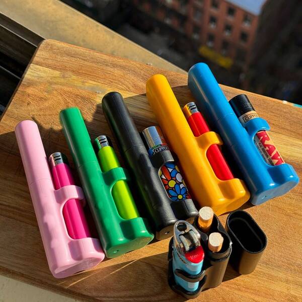 1 pieza El Agarrador - Estuche para articulaciones, Estuche para cigarrillos, Soporte para encendedor, Tubo para "doobie". ¡Perfecto para fumadores en movimiento! (Encendedor no incluido) Accesorios para fumar