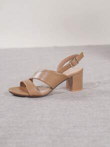 Giày sandal đế bệt quai dày thoải mái cho nữ, nhẹ và đa năng, phong cách mùa hè mới, dép sandal màu nâu Mocha thích hợp cho Lễ Tạ ơn, Halloween, Giáng sinh - Màu nâu  Mocha - Xem 7