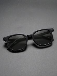 Retro Square Plastic Sunglasses, Classic Fashion Eyeglasses For Outdoor Travel Beach Vacation Casual Daily Outfit, Summer UV Protection Driving Sunglasses For Men And Women - Grey - View 3