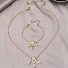 Set de 2 piezas: brazalete y collar de perlas artificiales con diseño floral hueco, regalo para mujeres