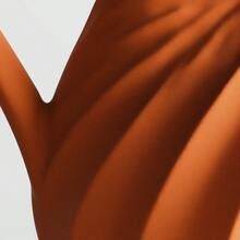 ORIZZONTE Regadera decorativa con diseño escultural: elegancia y funcionalidad en un solo objeto. 100 % fabricado en Italia. Envíos desde Italia. - Naranja - Ver 6