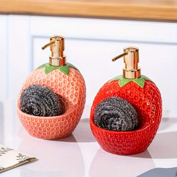 Dispensador de jabón de cerámica con diseño de fresa y bomba dorada - de uso dual para cocina y baño, libre de ftalatos, montado en el piso, ideal para líquido de lavado de vajilla y detergente en polvo, soporte de jabón para baño | Diseño de fresa | Cerámica, Dispensador de jabón para baño