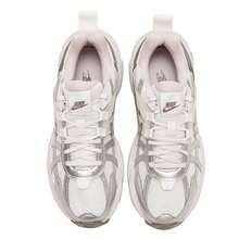 Jordan V2K RUN 女士休闲鞋 轻便舒适旅行鞋 日常运动鞋 厚底运动鞋 FD0736-010 - 淺銀灰/銀/山峰白/灰/紫 - 查看 9