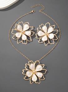 1 Set schöner, eleganter Blumen-Halskette und Ohrringe, modisches Blumen-Schmuckset für den täglichen Gebrauch, Urlaub