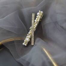 1 Peça Presilha de Cabelo de Liga de Zinco Retrô Brilhante com Pérola e Strass, Presilha Lateral de Design de Laço e Cruz Luxuosa, Acessório de Cabelo de Menina Doce Estilo Y2K, Adequado para Maquiagem Diária, Festa, Dia dos Namorados e Outras Ocasiões, Clipes de Garra, Presilha de Jacaré, Presilhas para Cabelo, Slide de Cabelo, Garras de Cabelo