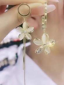 Exquisite Floral Tassel Drop Earrings, Asymmetric Design With Green Cat Eye Stones, Women Fashion Long Earrings