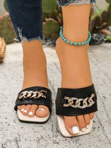 新款女士平底凉鞋，方头设计，饰以链条和水钻，轻便舒适，一脚蹬款式，适合居家、春夏户外、休闲、乡村度假、街头时尚、海滩等场合。 - 黑色 - 查看 6