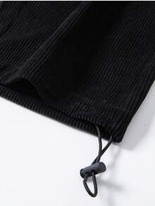 男士春秋季休闲户外运动运动裤，配有腰带和脚踝抽绳，舒适透气，适合户外休闲、篮球训练、跑步运动和日常休闲穿着