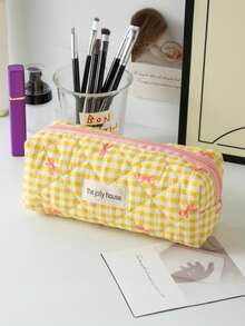 1个！少女魅力爆棚！蝴蝶结格纹笔袋~清新格纹图案，大容量收纳，轻松收纳文具杂物。柔软可爱的造型，点亮你的书桌——学生和通勤族必备的精致收纳包，适合返校季、学校用品、笔袋、书包等。 - 彩色 - 查看 6