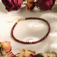 1 pieza Pulsera minimalista de granate de 3mm - Piedra natural púrpura, pulsera espiritual delicada de protección, regalo del mes de nacimiento de enero