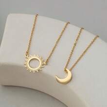 2Pcs/Set Sun & Moon Pendant Anklet - Vintage Chain Ankle Bracelet Middle East Style Adjustable Fit Foot Chain Boho Luxury Beach Charms Jewelry Gift For Women Summer Beach Vacation Accessories
