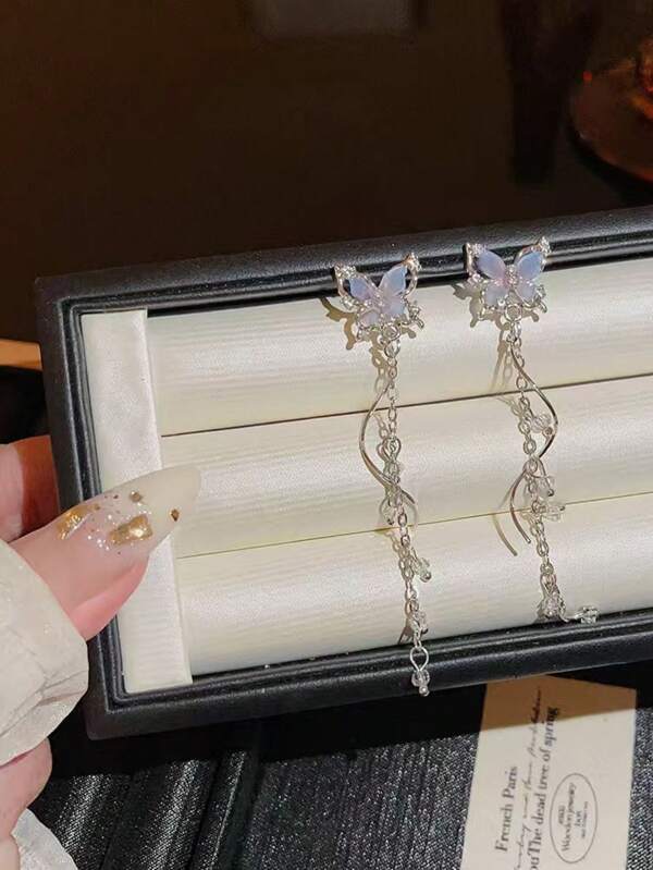 A Pair Of Women's S925 Long, Ultra-Ethereal, Light Luxury Butterfly Tassel Earrings Features A Niche Design That Is Simple, Exquisite, Fashionable, Versatile, Romantic And Sweet. These High-End Earrings Are Suitable For Parties, Vacations, Floral Themes, Anniversary Gifts, Weddings, Banquets And Other Accessories