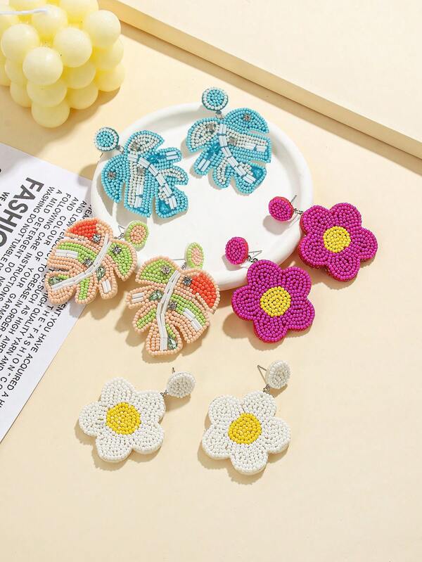 1 par de brincos de contas de vidro estilo boho floral e folha feitos à mão, adequados para uso diário por mulheres