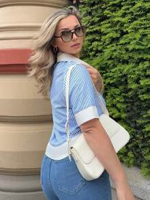 Jeta Ari Camisa de manga corta de estilo de vacaciones casual urbano con bolsillo, en diseño de bloques de color y rayas de patchwork - azul real - Ver 4