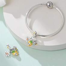 1 Set Accessori per braccialetti fai da te con ciondoli a tema frutta: pera verde, lampone, limone, mela. Un set fresco e dolce per l'estate! Limoni, fiori, api, ciondoli fai da te per vivacizzare l'estate