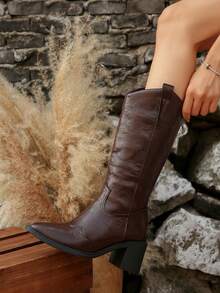 Melard 女式牛仔靴 2025 新款棕色尖头短靴马术靴西部牛仔靴纯色复古西部风格 TPU 皱纹马术靴适合户外节日派对秋冬