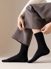 3 أزواج من جوارب الكاحل الفضفاضة للرجال، ماصة للرطوبة وقابلة للتنفس ومقاومة للروائح الكريهة، مناسبة لجميع الفصول والساقين السميكة، طول متوسط الساق، لون أسود، جوارب خريفية