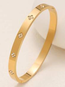 Brazalete minimalista y elegante de acero inoxidable con trébol de cuatro hojas de CZ, adecuado para el uso diario de las mujeres en todas las estaciones