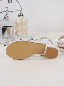 2026 Nuevas sandalias de tacón alto de moda, sandalias de tacón alto elegantes con adornos de cristal y punta redonda, adecuadas para adolescentes en primavera/verano, fiestas y vacaciones - Blanco - Ver 4
