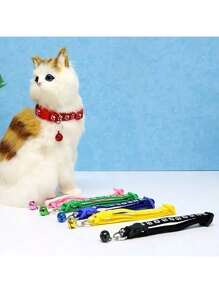1 pezzo Collare per gatti con campanello, staccabile, regolabile, luminoso, alla moda, con fibbia a sgancio rapido, collare per gatti piccoli con campanello, collare in nylon con stampa di zampe di gatto carino, adatto per cani e gatti