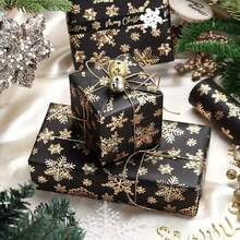 1 Rollo / 2 Rollos de papel de regalo de lino grueso 3D en color dorado y negro - 17 pulgadas x 10 pies, con diseño en relieve de copos de nieve y renos, perfecto para regalos festivos y celebraciones, envoltura de regalos | Diseño navideño | Empaque premium, Suministros de embalaje Navidad Decoraciones navideñas Pijamas navideños Regalos de Navidad Decoración navideña