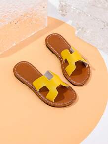 Um Par de Novas Chinelas de Verão para Crianças, Combinação de Cores, Chinelas para Crianças, Sandálias de Sola Macia de Moda para Meninas Pequenas no Verão, Sapatos de Princesa Casuais para Meninas, Sapatos de Praia Antiderrapantes, Adequados para Uso Interno e Externo, Adequados para Meninos Pequenos