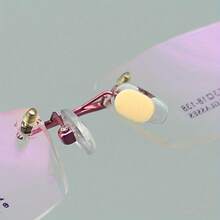 32/96pcs Eyeglasses Nose Pads, Anti-Sunken Foam, Soft & Comfortable, Anti-Slip Lightweight, Relieve Nose Bridge Pressure, Adhesive Eyeglasses Repair Tool Kit Nose Pad