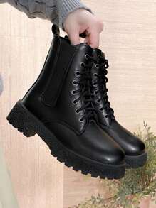 Women's Fashion Black Boots, 2024 Autumn/Winter New Versatile Belt Buckle Short Boots, Retro British Style Ankle Boots