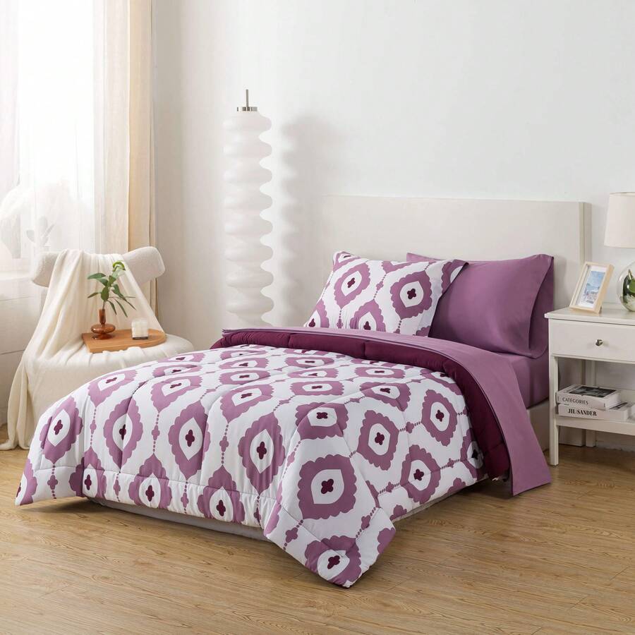 7-Piece Reversible Bed In A Bag Comforter Set With Sheets, Blue Floral, Queen - Geo Ungu - View 1