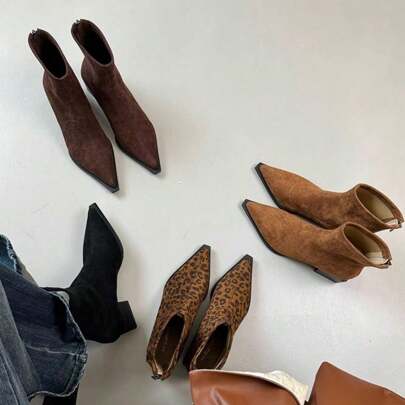 2025 neues Modell von kurzen Schuhen für Mädchen mit dicken Absätzen, spitzen, dünnen Schuhen von Mei La De Girl und Knöchelschuhen (bis) Der Sommer ist neu und undefiniert, aber dank der Freiheit, wie können Sie die Kleidung, die Sie jedes Mal wählen, als beste Überraschung für sich selbst nutzen? Valentinstagsgeschenke, Geburtstagsgeschenke, wasserdichte Geschenke für die Familie, die Frau, den Liebhaber, die Mutter, die beste Freundin