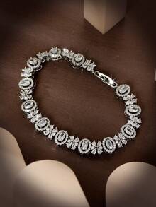 1 件女士手链/手镯，18K 白金镀锆石空心椭圆形装饰，适合毕业典礼