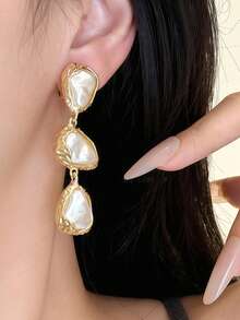 2pcs Retro Asymmetrical Metal Faux Pearl Clip On Earrings, Long Geometric Design For Non-Pierced Ears - Clip - View 2