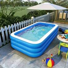 Extra große 3-lagige blau-weiße Boden PVC Schwimmbecken - rechteckiges Erwachsenenbecken für Outdoor, mit lebendiger Eisoberfläche, verstärktes Design für Haltbarkeit und Sicherheit, ideal für Sommerurlaub, Strandspiel und Familienspaß (mehrere Größen erhältlich, ohne Zubehör)